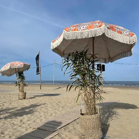 Butterfly Beach Cabana *