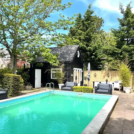 Butterfly Beach Cabana Vakantiehuis Zandvoort